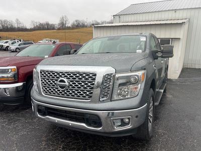 2017 Nissan Titan