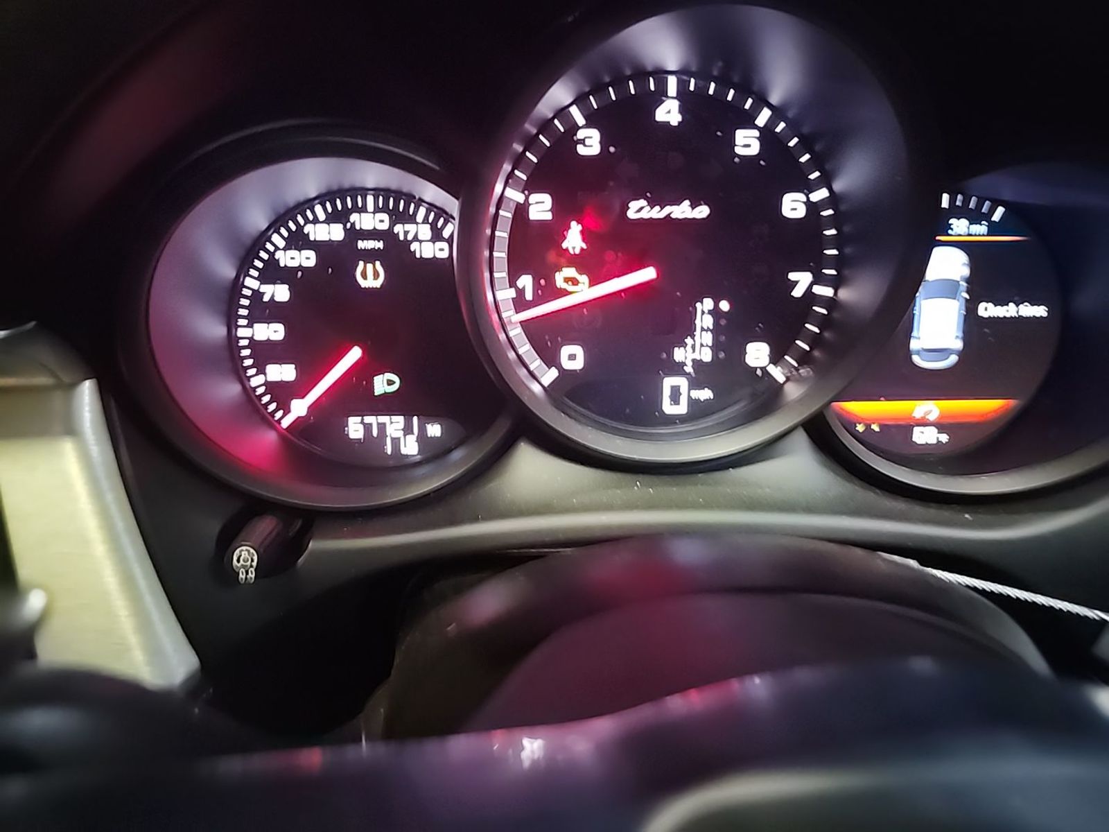 2020 Porsche macan  Turbo AWD