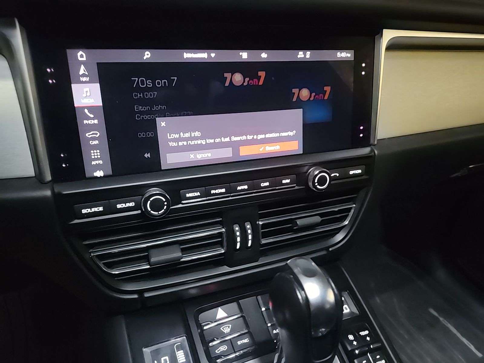 2020 Porsche macan  Turbo AWD