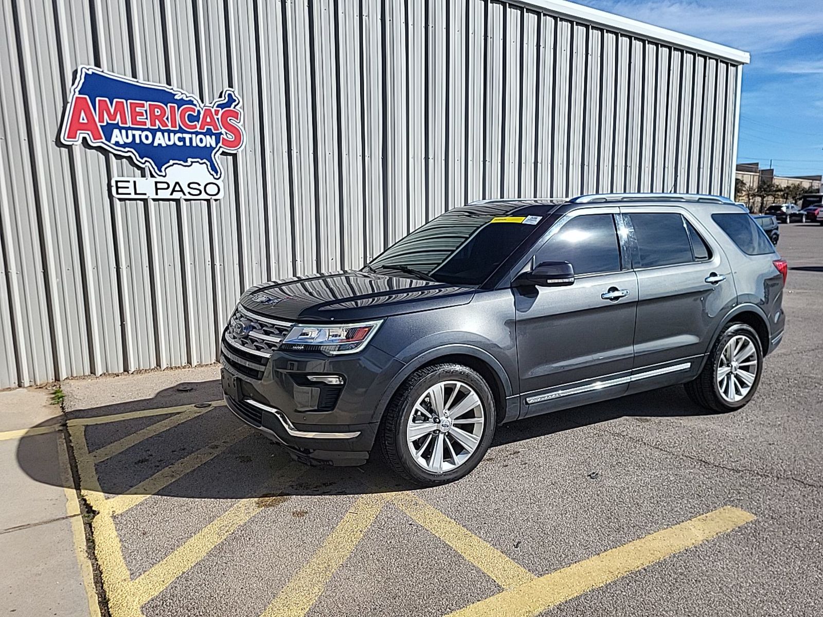 2019 Ford Explorer  Limited FWD