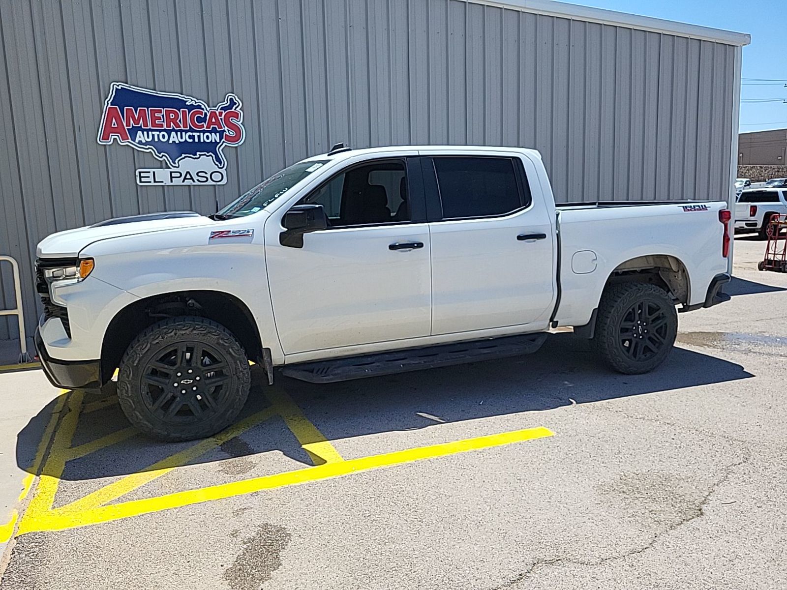 2024 Chevrolet Silverado 1500   AWD