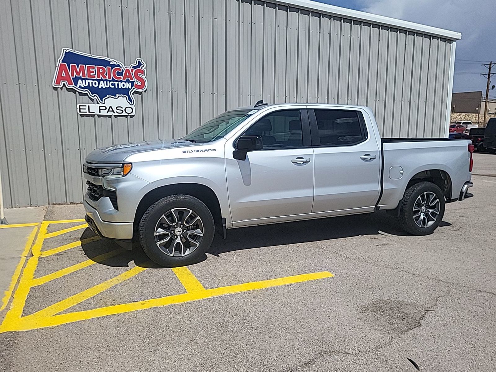 2022 Chevrolet Silverado 1500  RST RWD