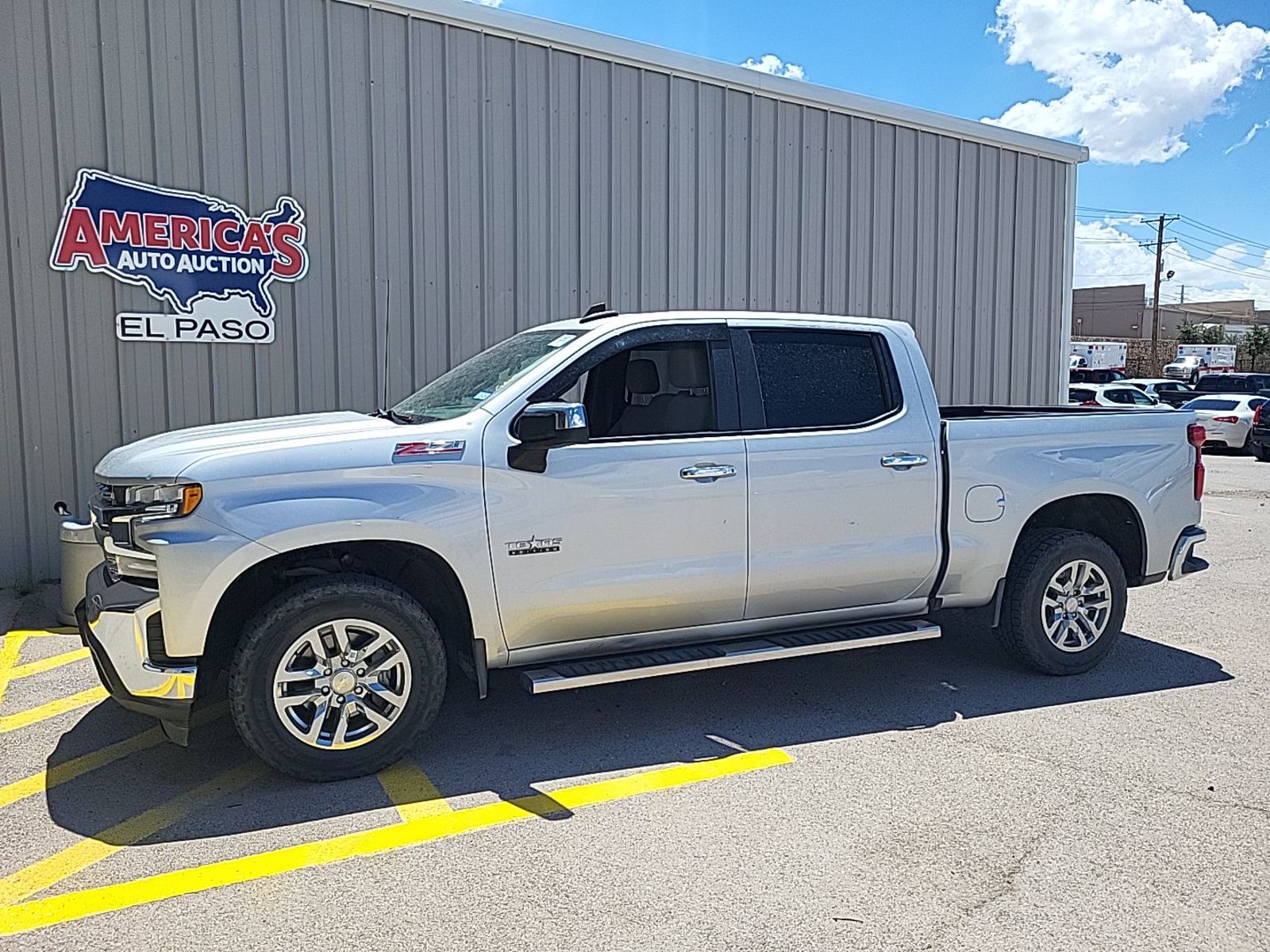 2021 Chevrolet Silverado 1500  LT AWD
