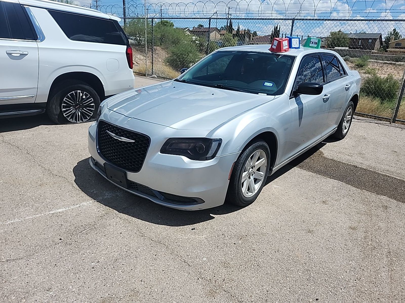 2019 Chrysler 300  Touring RWD