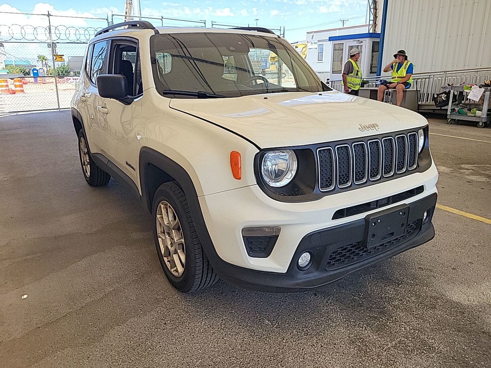 2023 Jeep Renegade  Latitude AWD