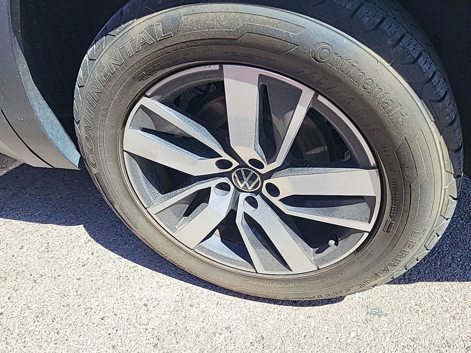 2022 Volkswagen Atlas   AWD