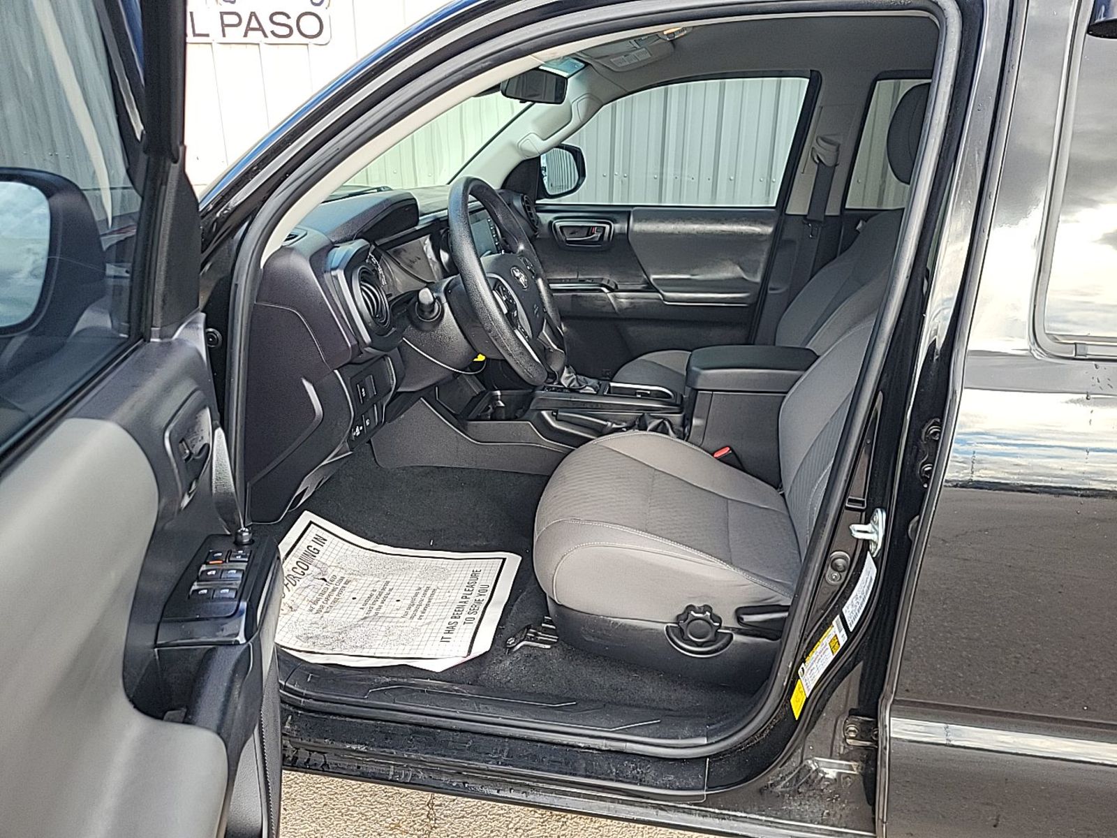 2023 Toyota Tacoma   AWD