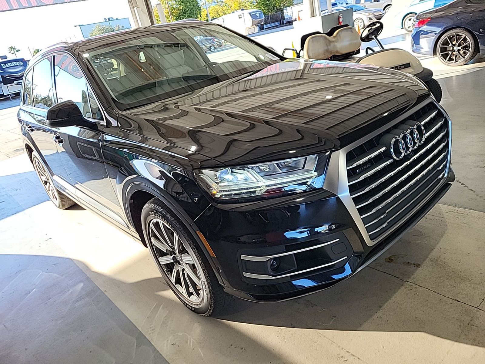 2019 Audi Q7  SE Premium Plus AWD