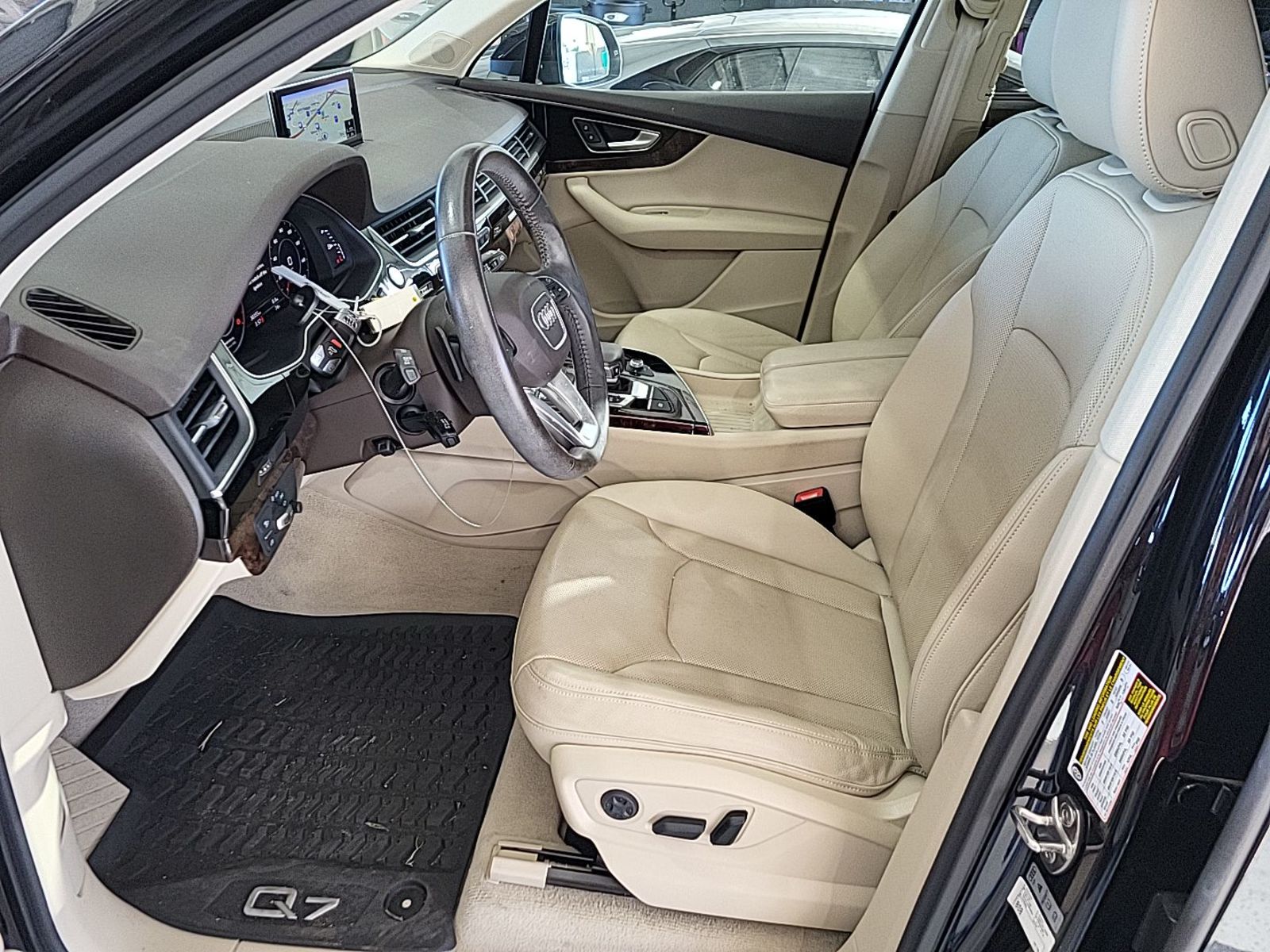 2019 Audi Q7  SE Premium Plus AWD