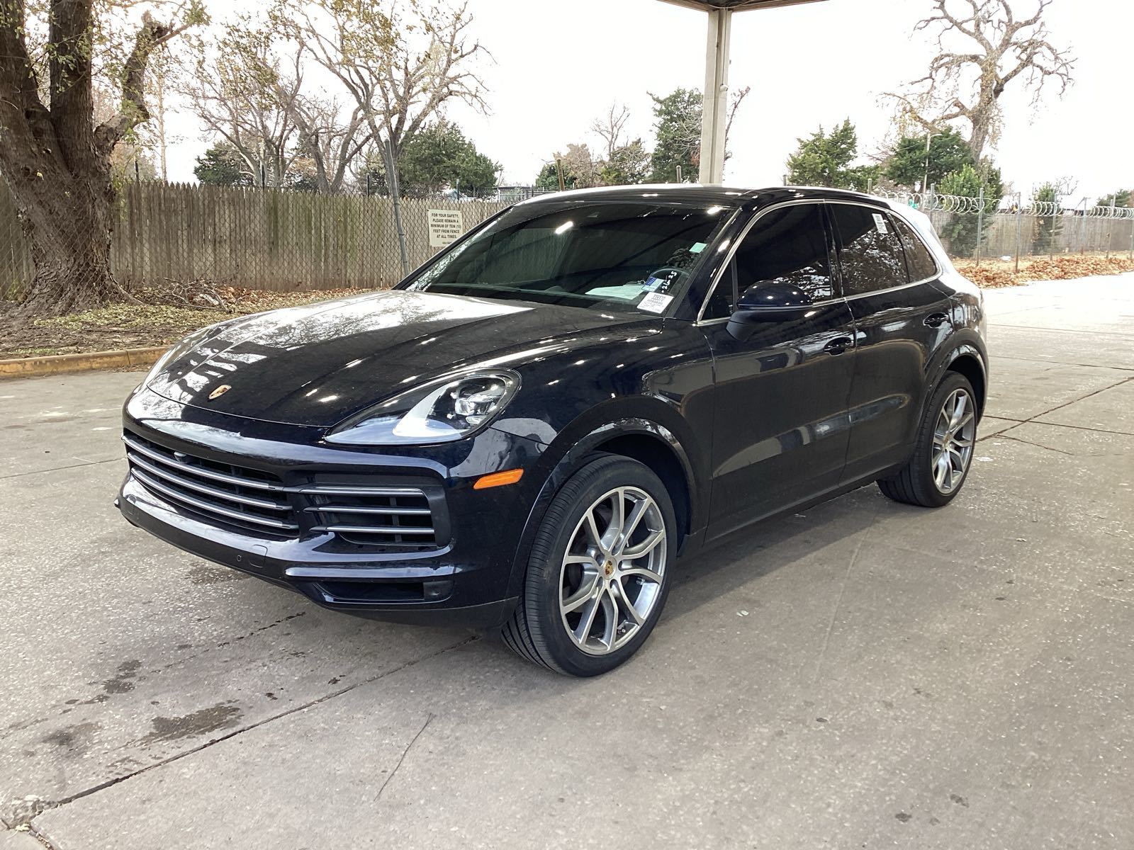 2020 Porsche cayenne  Base AWD