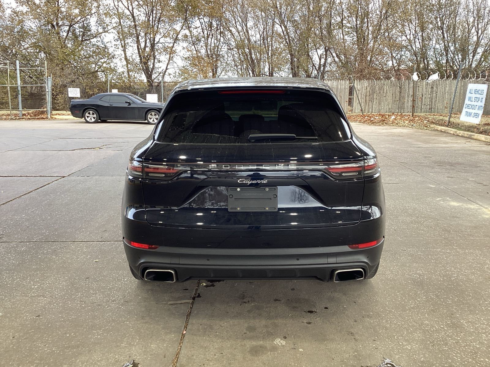 2020 Porsche cayenne  Base AWD