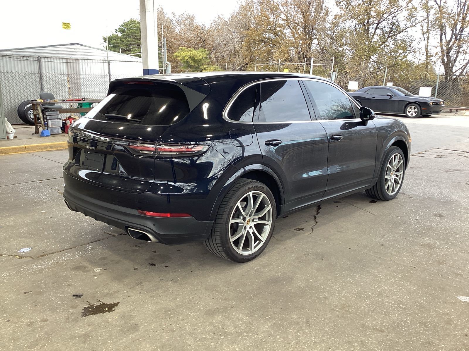 2020 Porsche cayenne  Base AWD