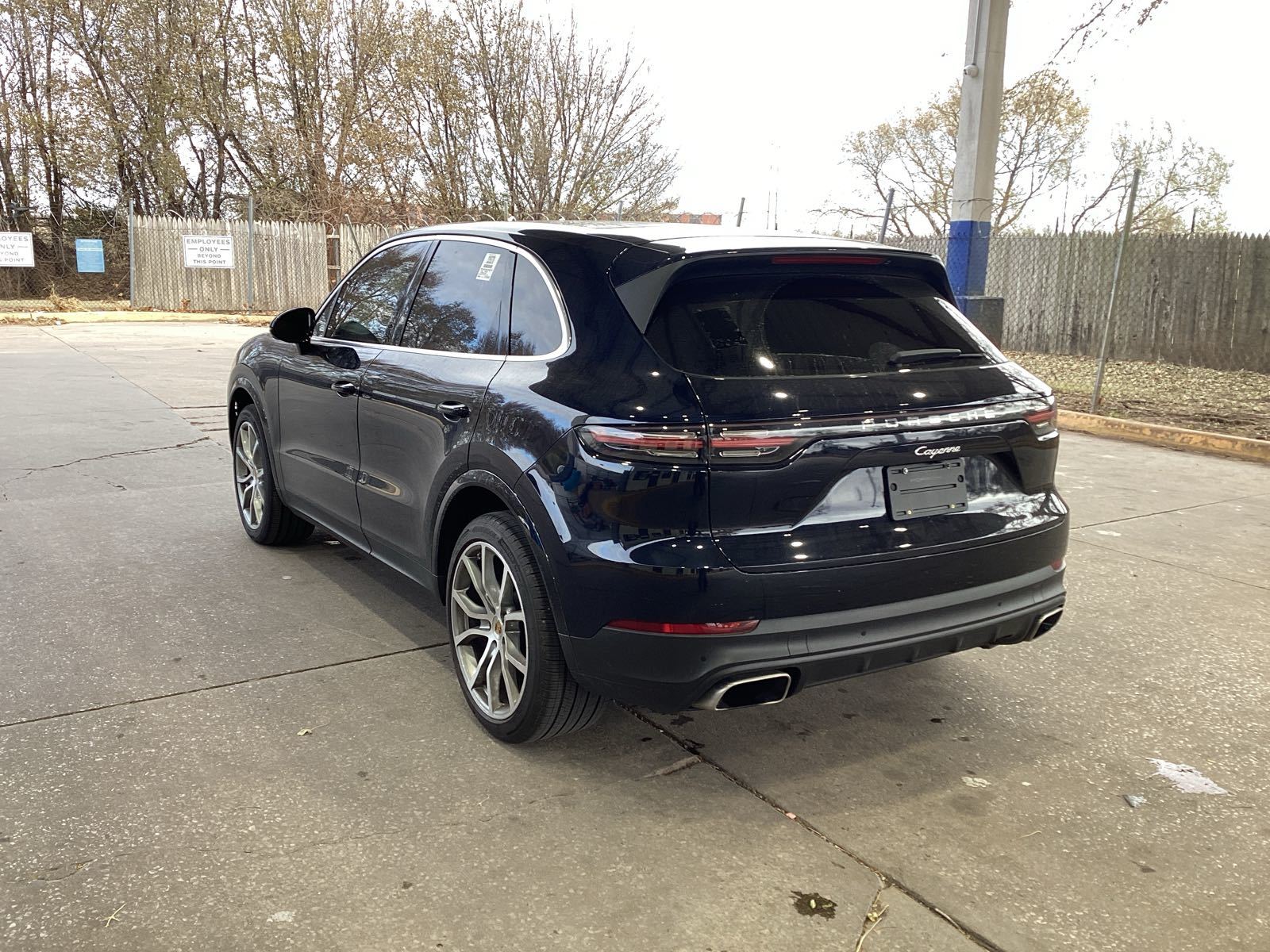 2020 Porsche cayenne  Base AWD