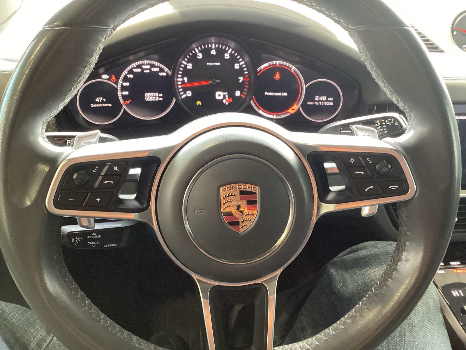 2020 Porsche cayenne  Base AWD