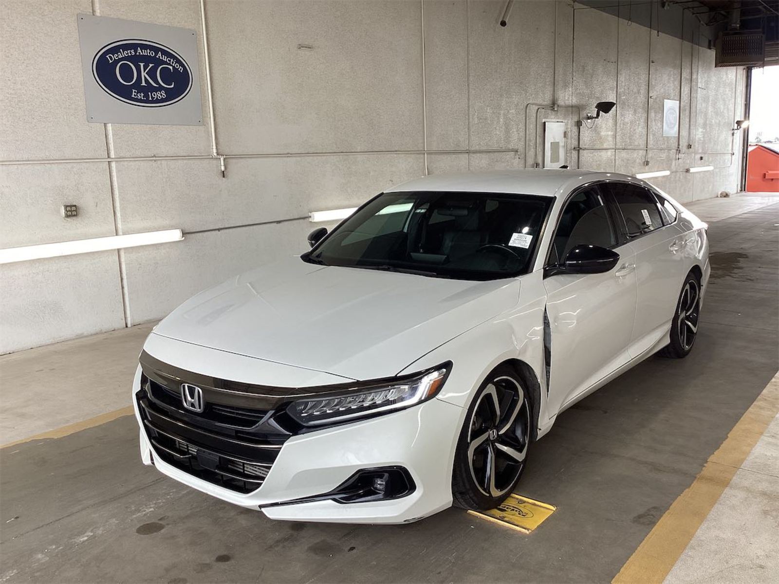 2022 Honda Accord Sedan   FWD