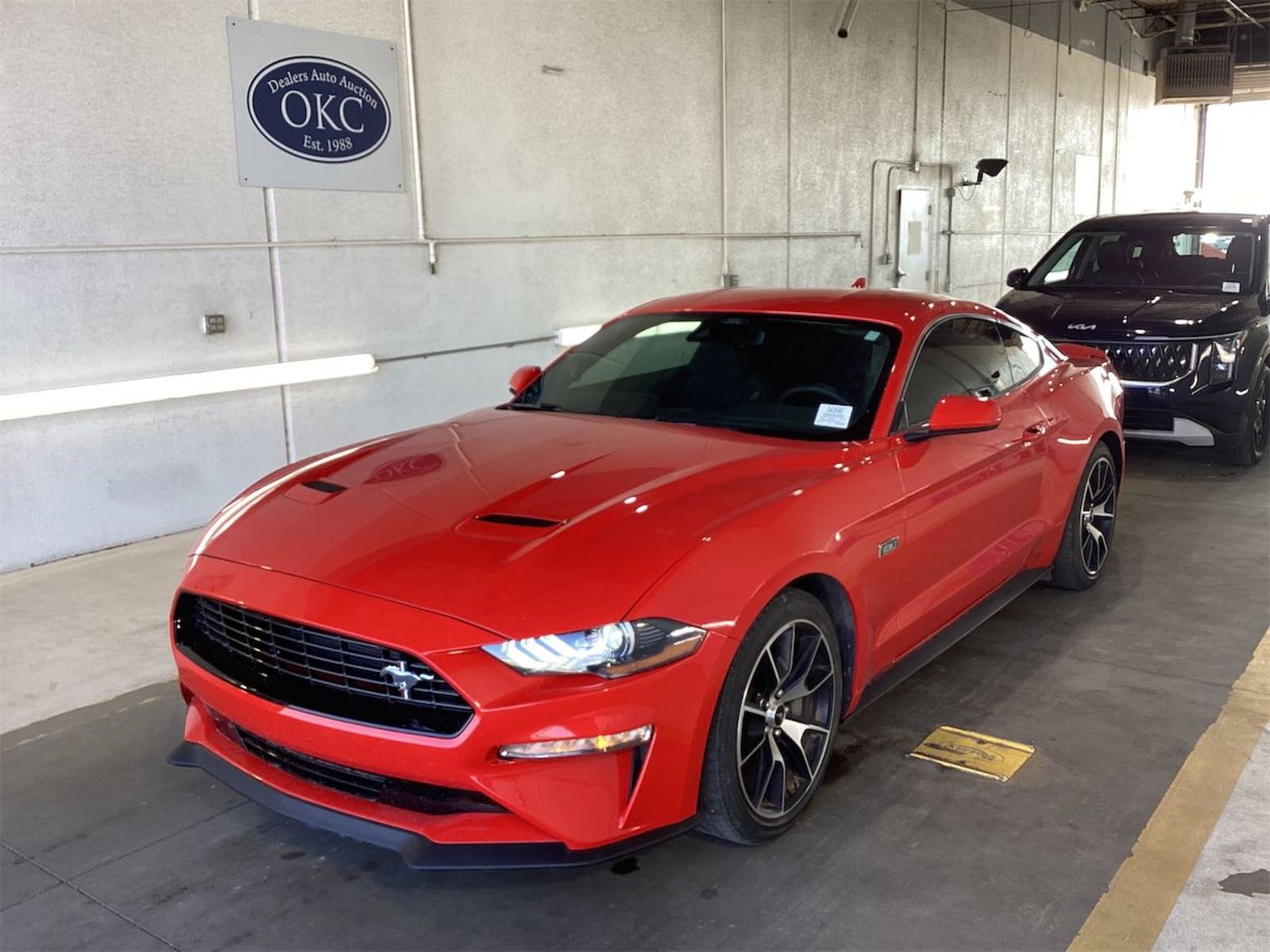 2021 Ford Mustang   RWD
