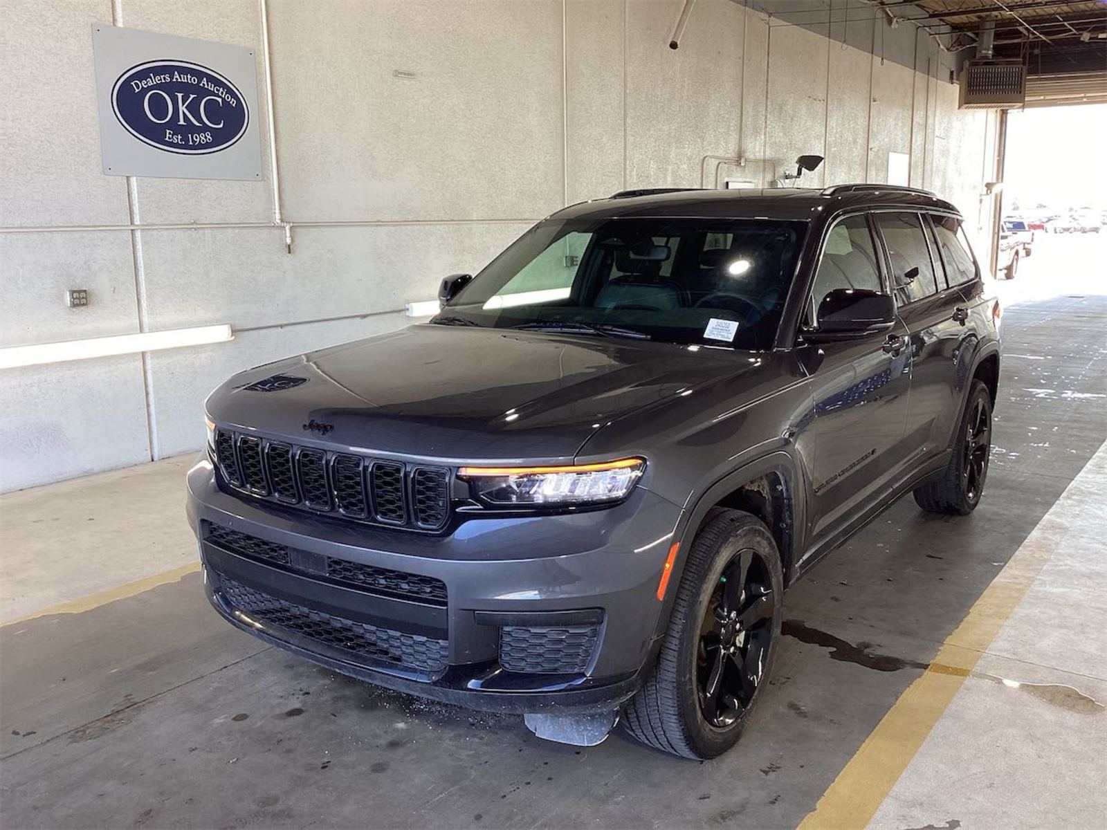 2023 Jeep Grand Cherokee   AWD