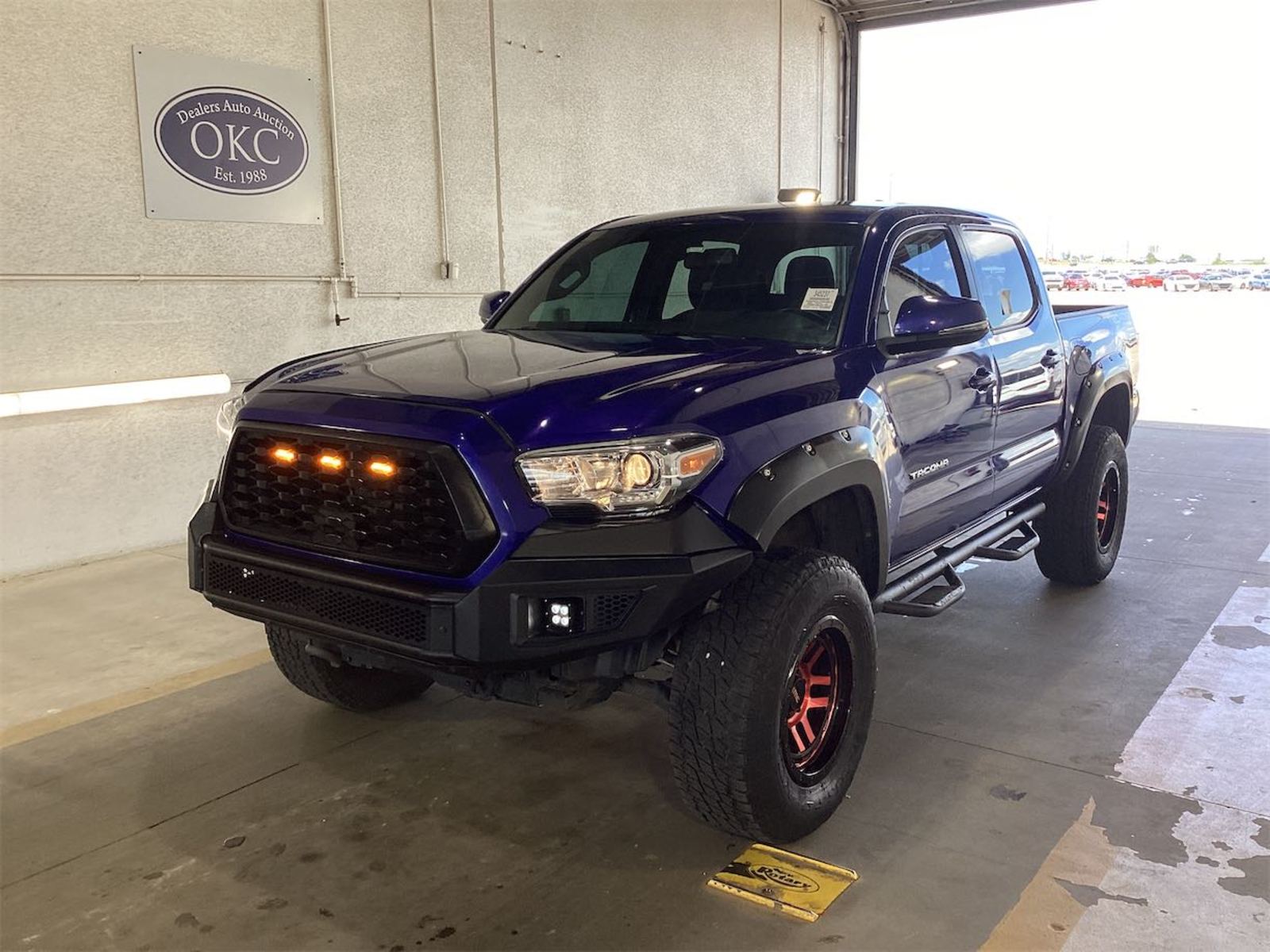 2023 Toyota Tacoma   AWD