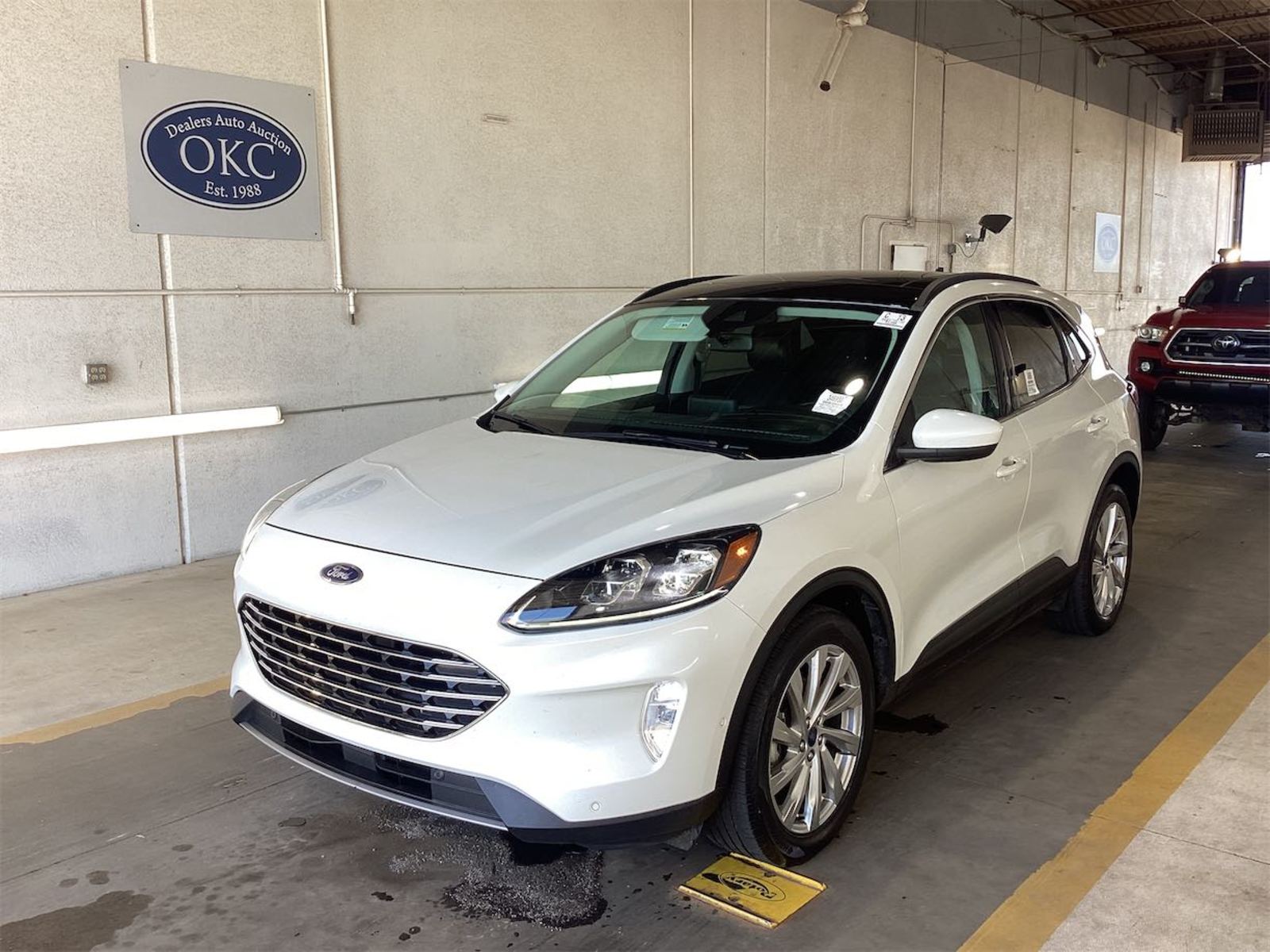 2021 Ford Escape  Titanium AWD