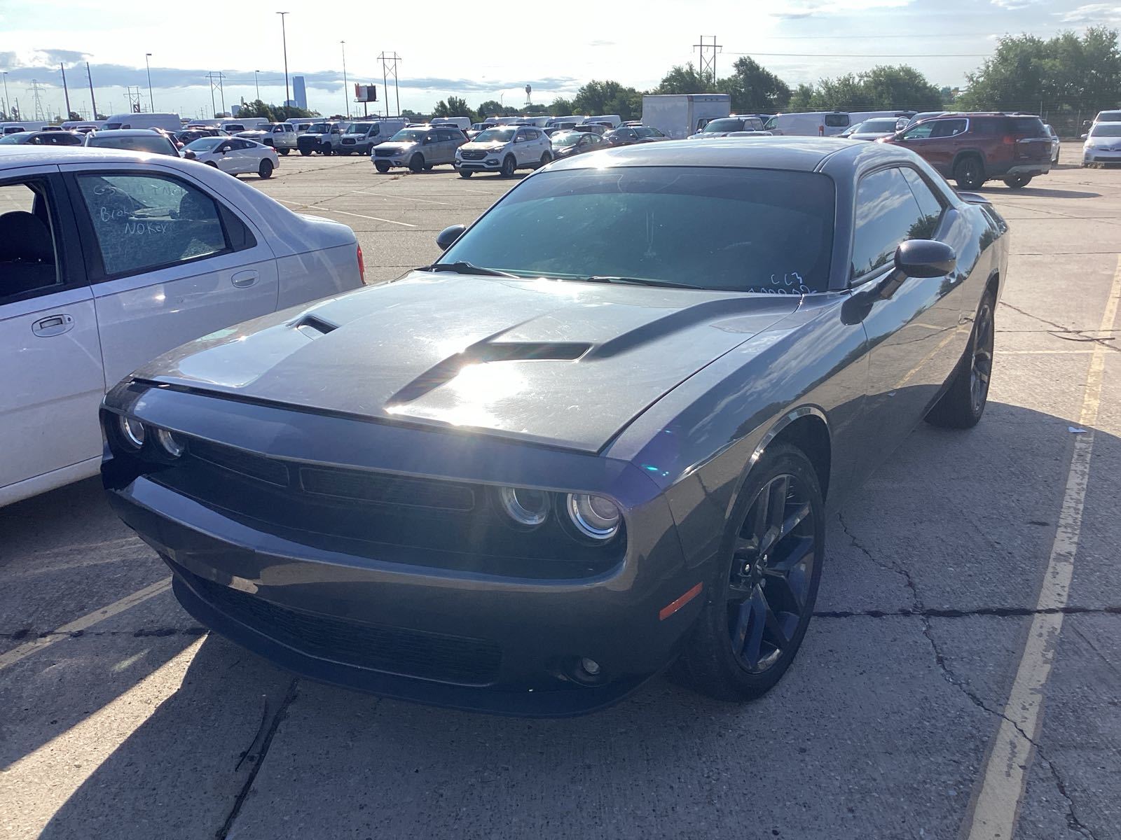 2022 Dodge Challenger  SXT RWD