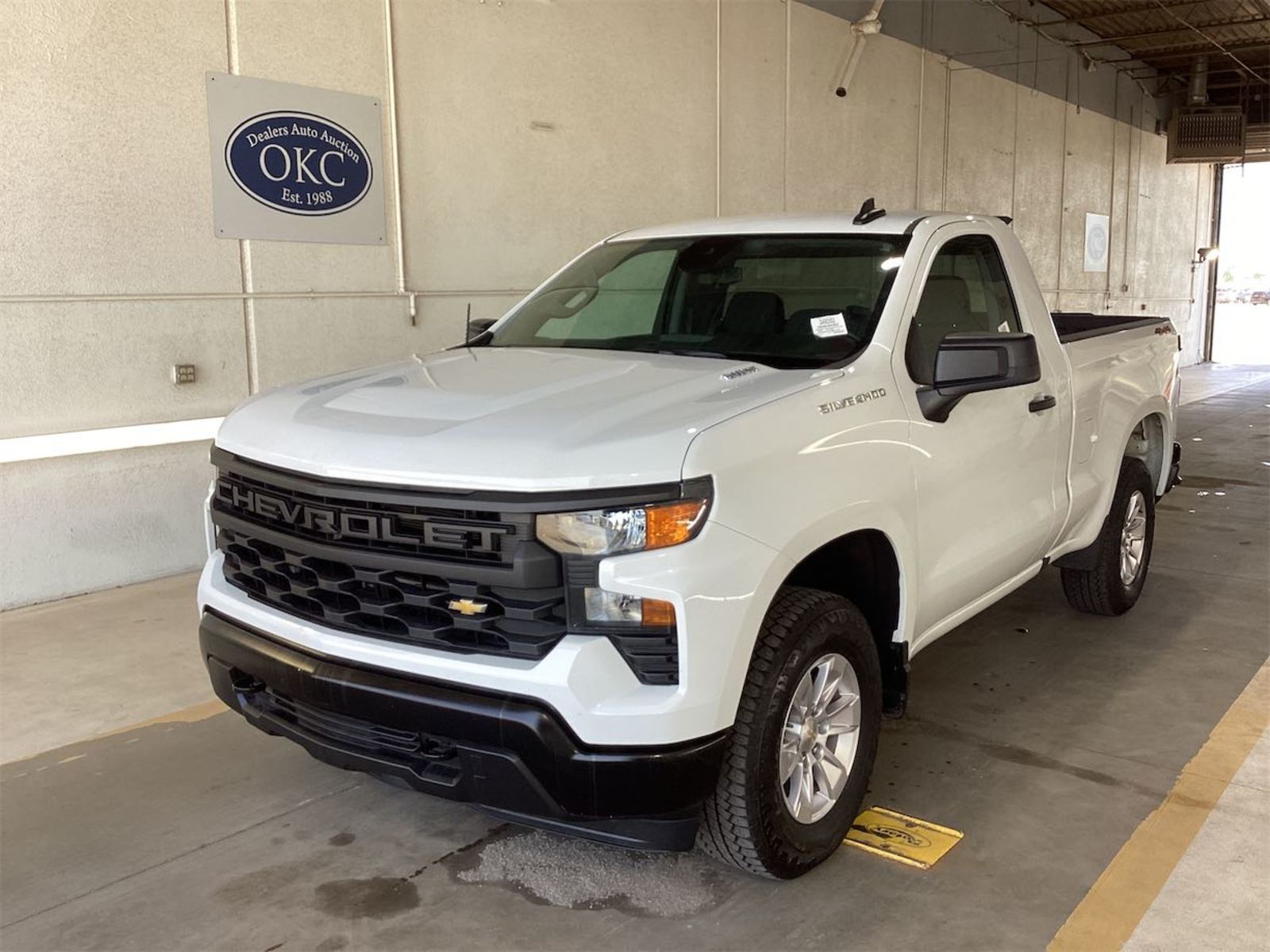 2025 Chevrolet Silverado 1500   AWD