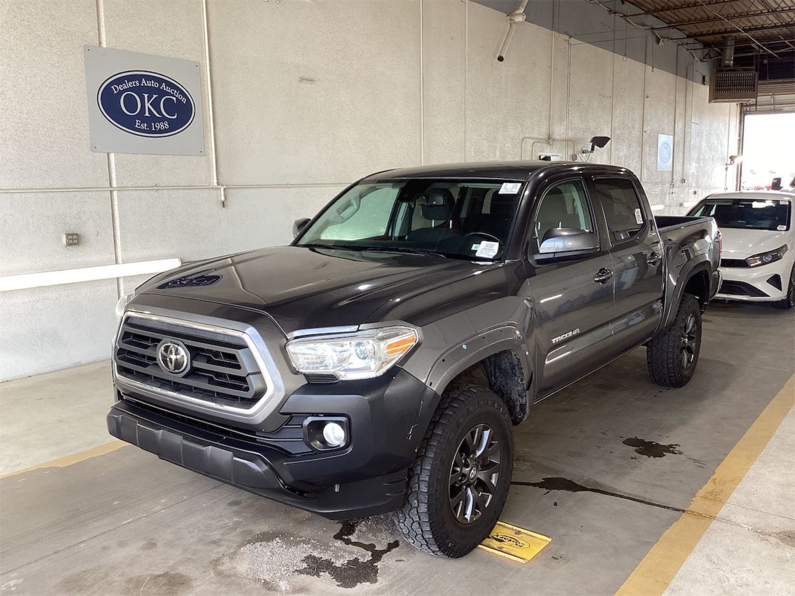 2021 Toyota Tacoma   AWD