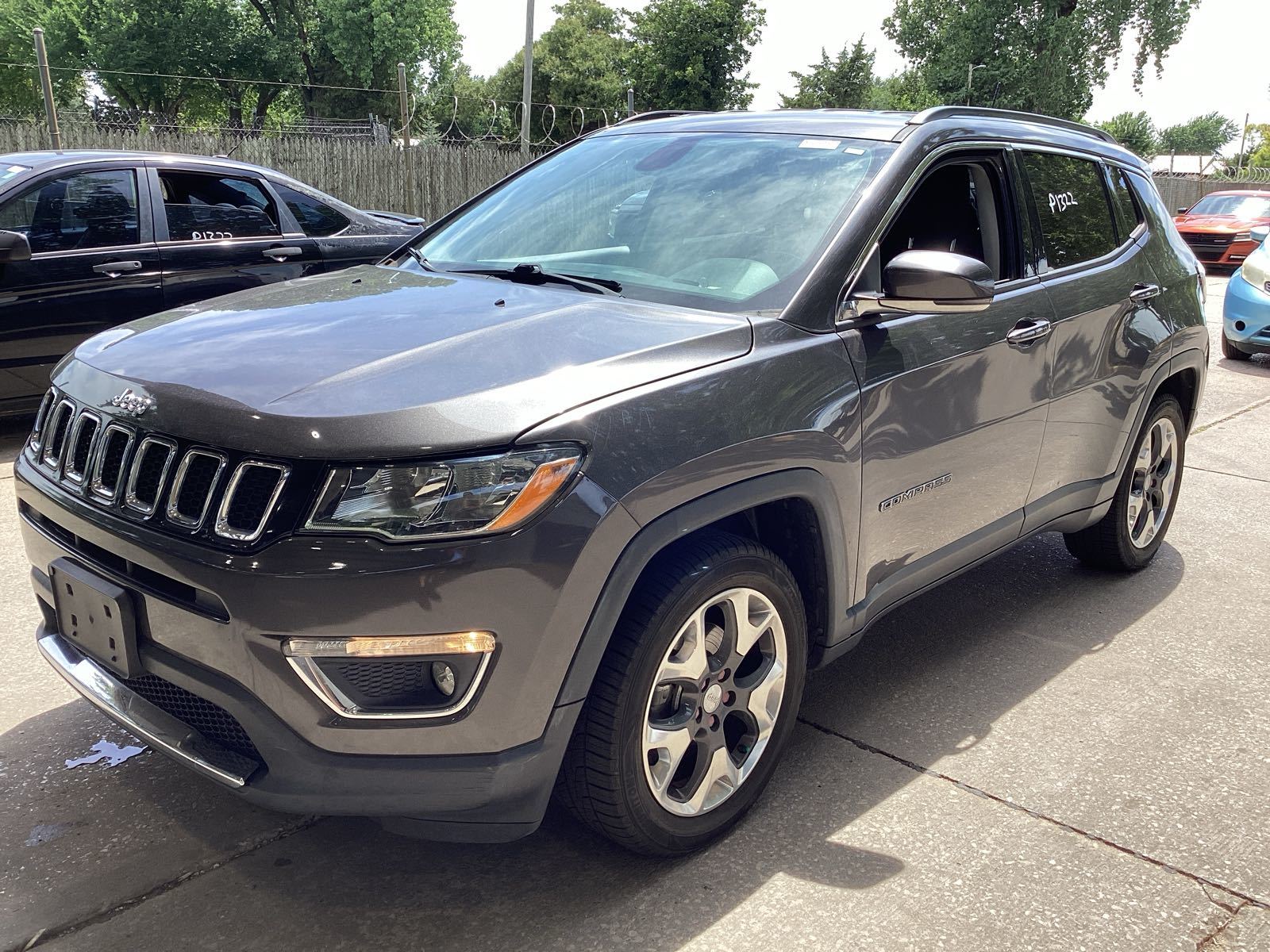 2019 Jeep Compass  Limited FWD
