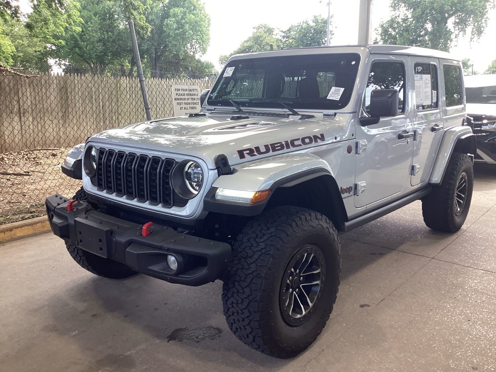 2024 Jeep Wrangler   AWD