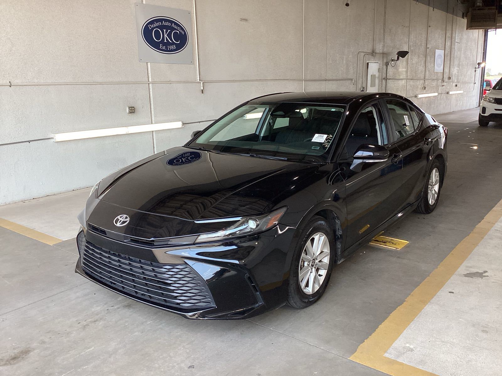 2025 Toyota Camry   FWD