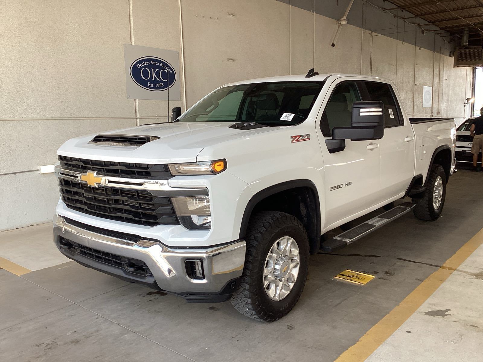 2025 Chevrolet Silverado 2500   AWD