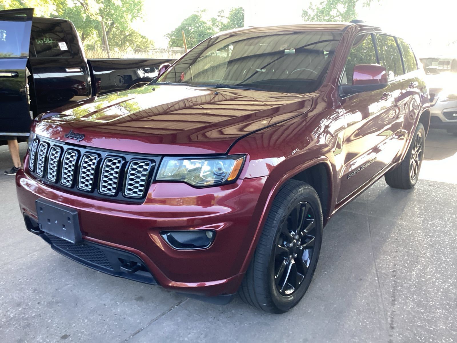 2020 Jeep Grand Cherokee   AWD