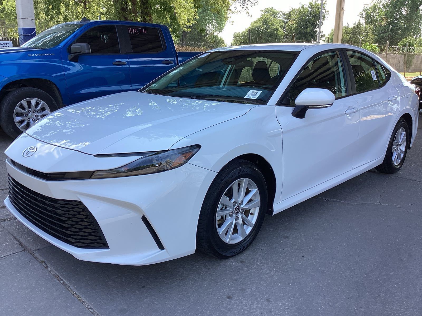 2025 Toyota Camry   FWD