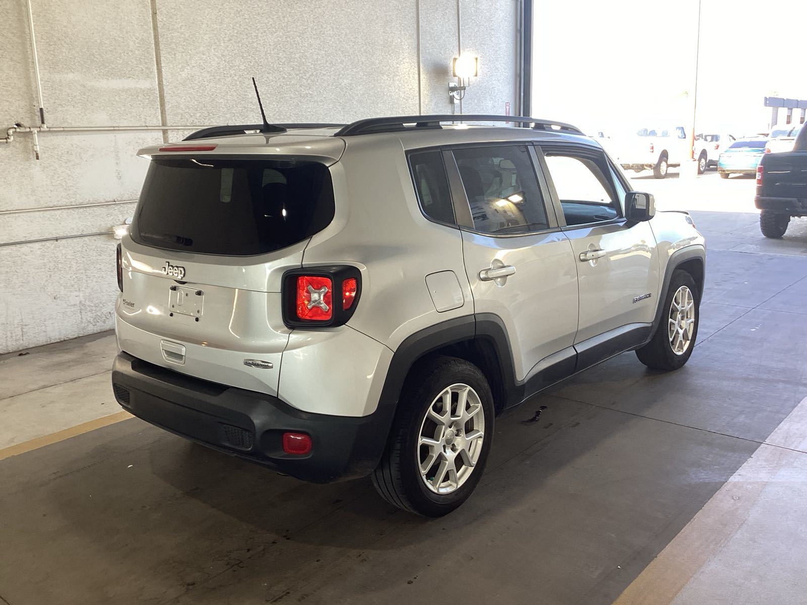 2019 Jeep Renegade  Latitude FWD