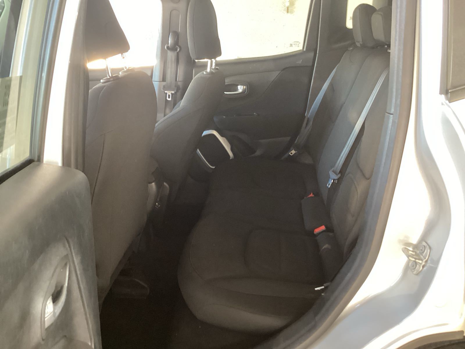 2019 Jeep Renegade  Latitude FWD