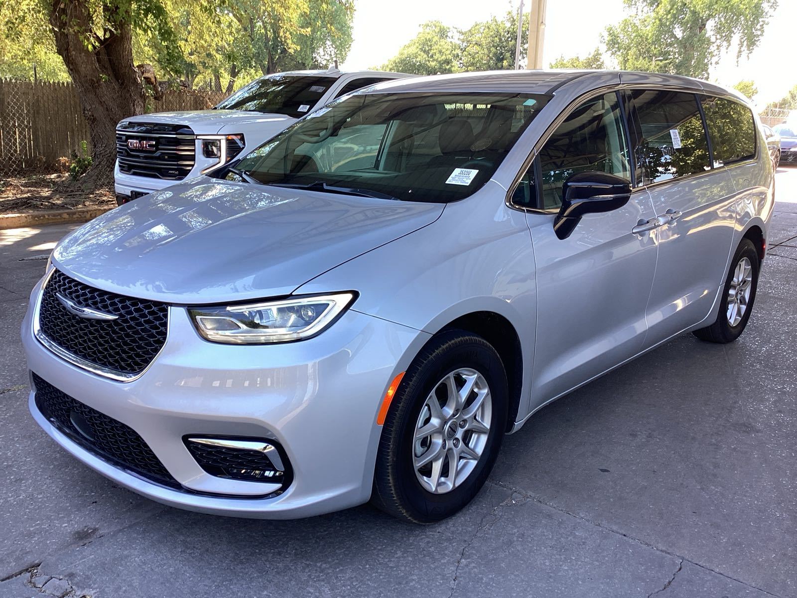 2024 Chrysler Pacifica  Touring L FWD