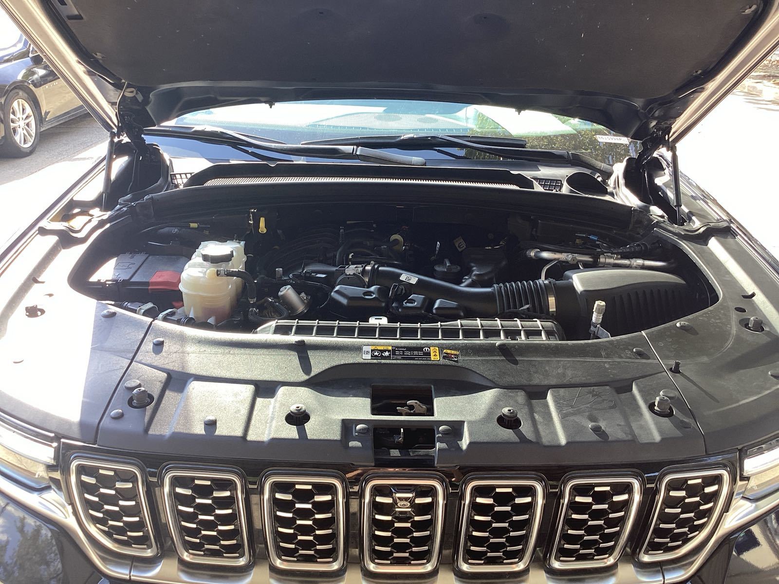 2024 Jeep Grand Cherokee   AWD
