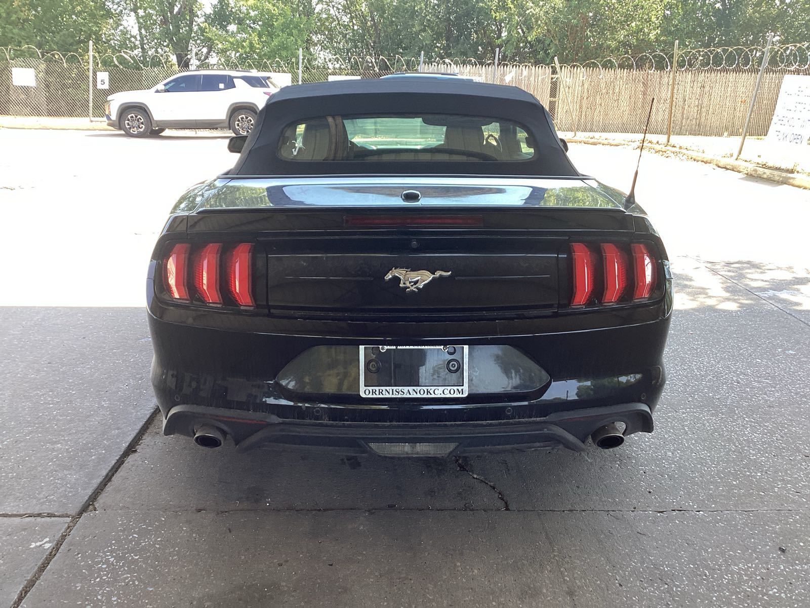 2023 Ford Mustang   RWD