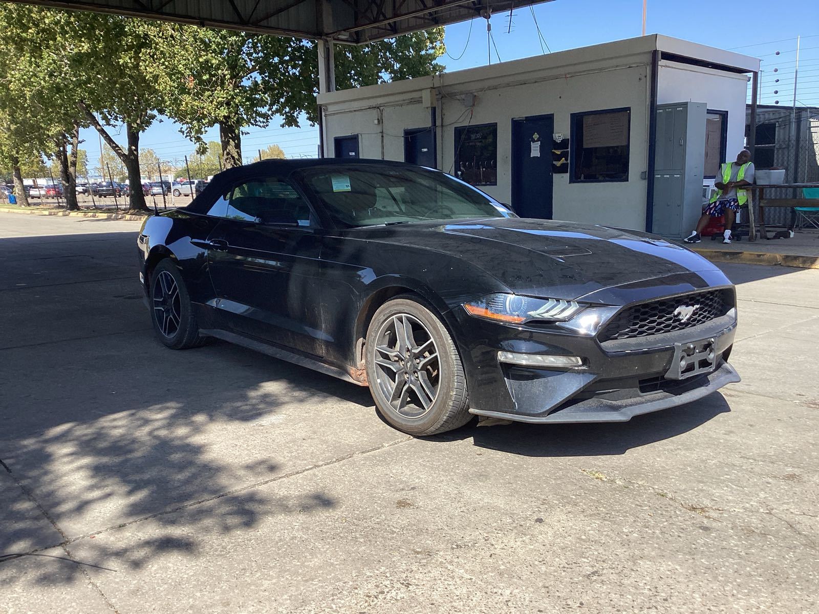 2023 Ford Mustang   RWD