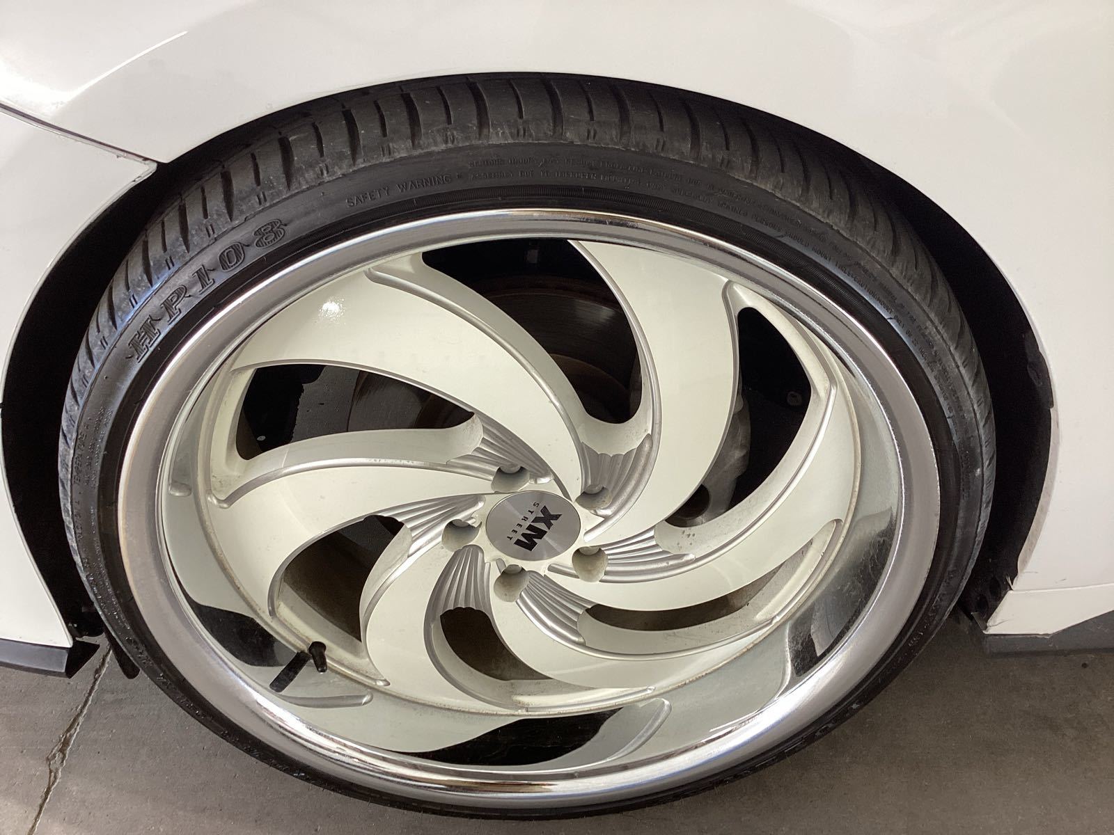 2024 Ford Mustang   RWD