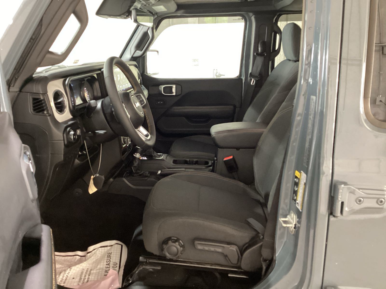 2024 Jeep Wrangler  Sahara AWD