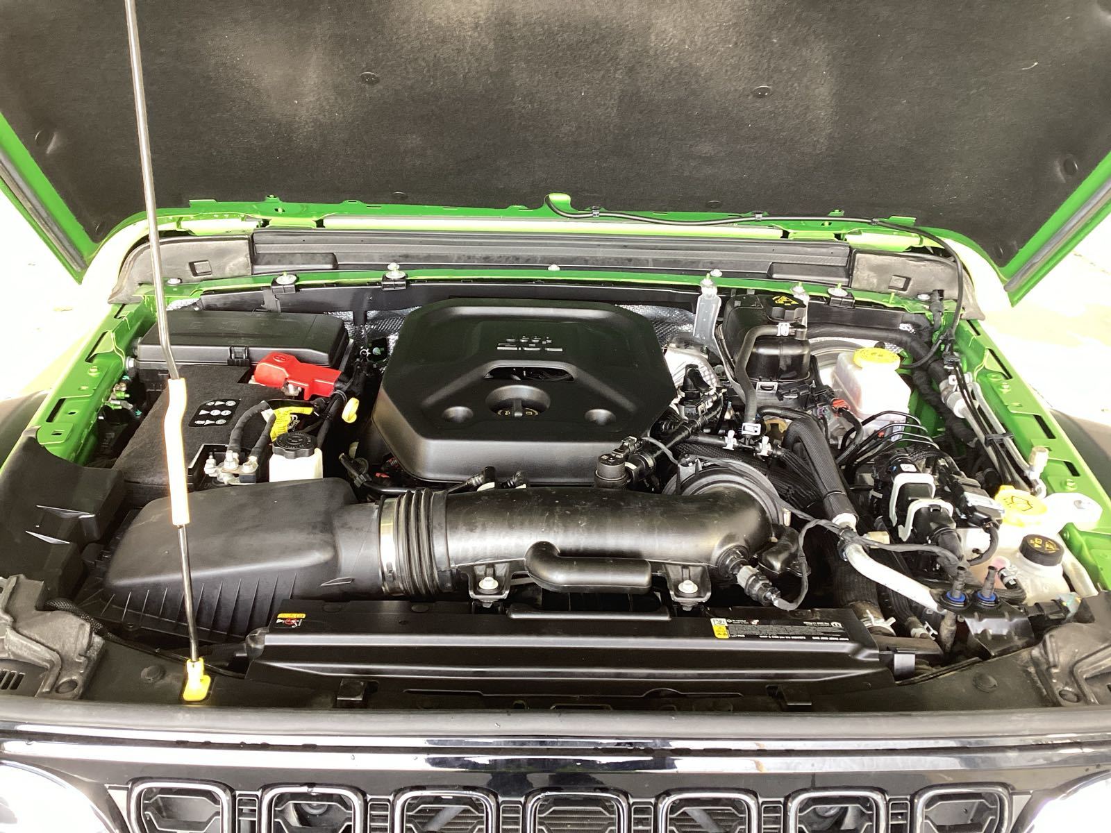 2025 Jeep Wrangler   AWD