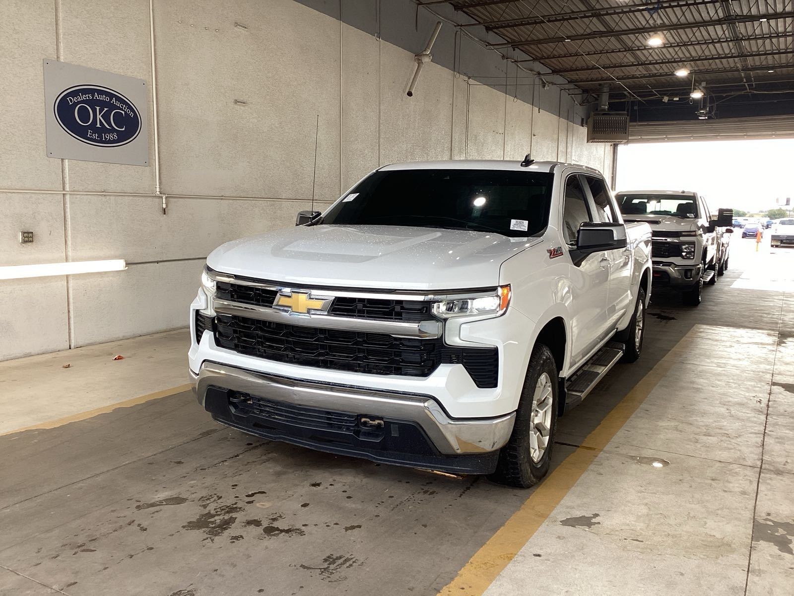 2025 Chevrolet Silverado 1500  LT AWD
