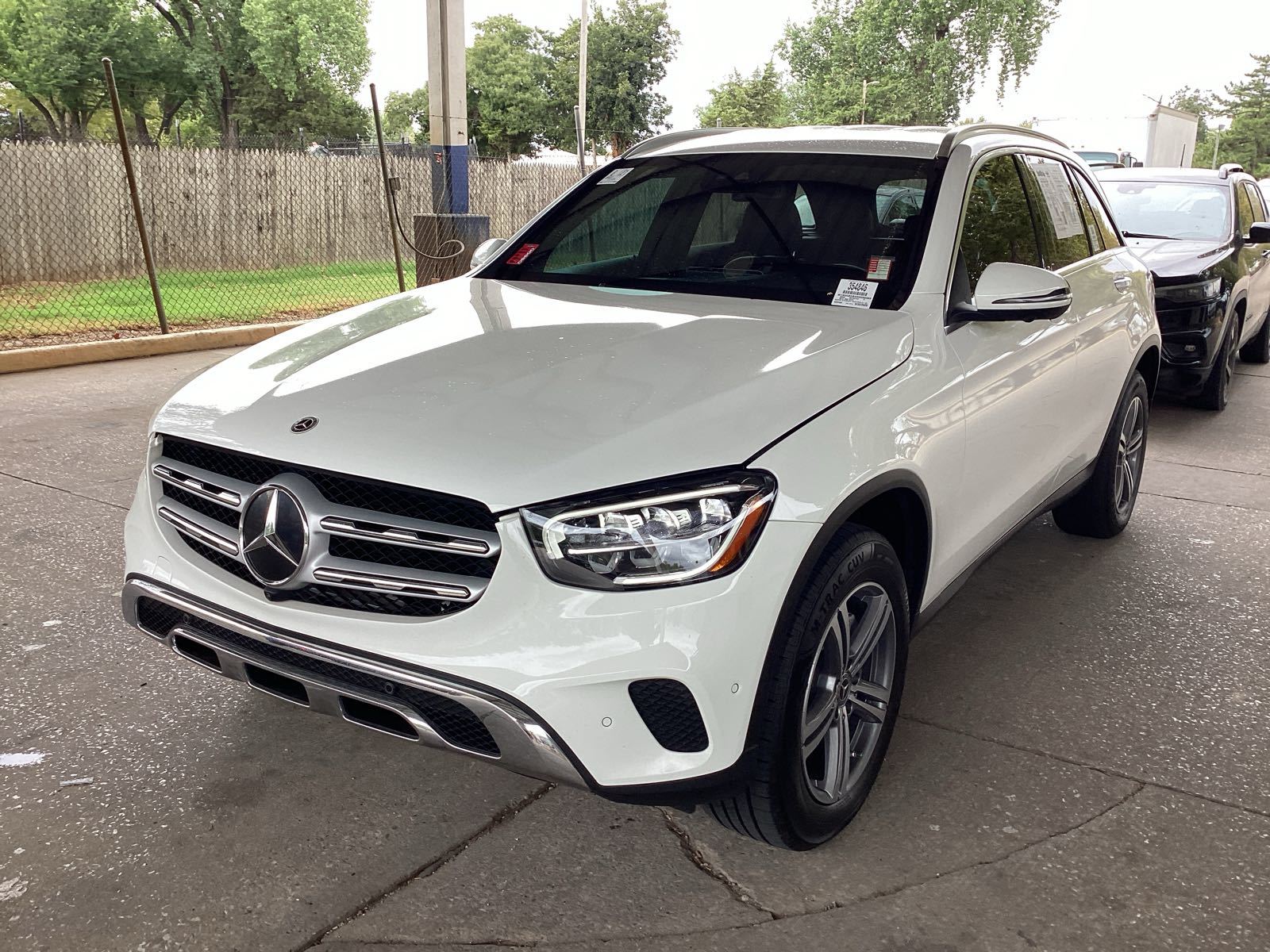 2022 Mercedes-Benz GLC   RWD