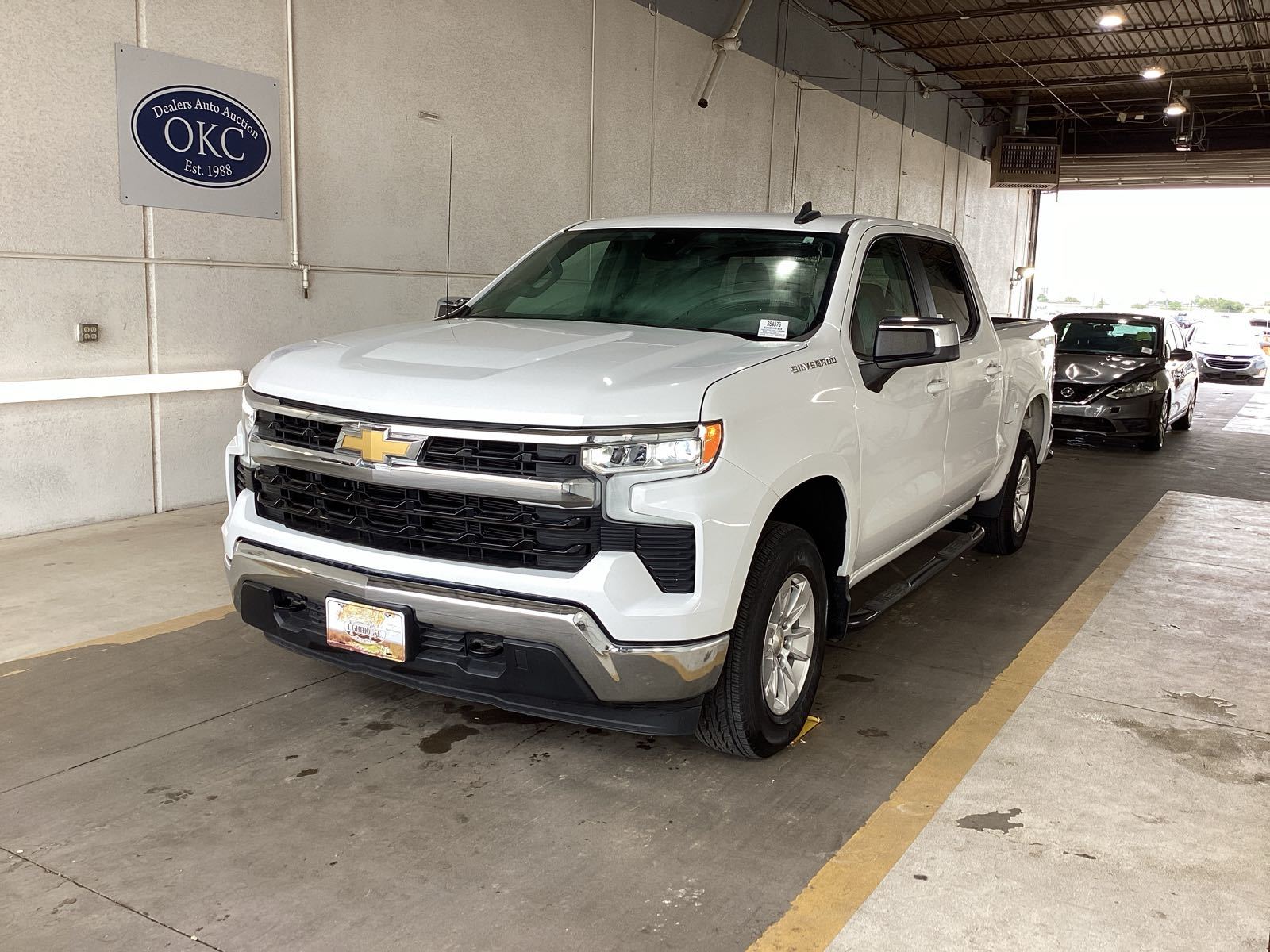 2023 Chevrolet Silverado 1500  LT AWD
