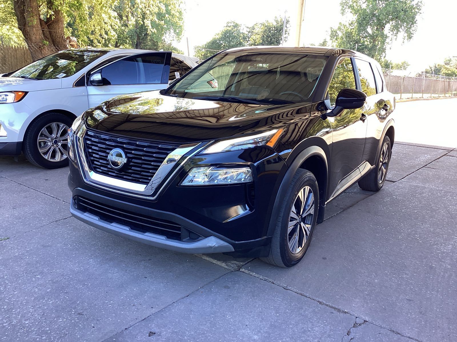 2022 Nissan Rogue SV FWD