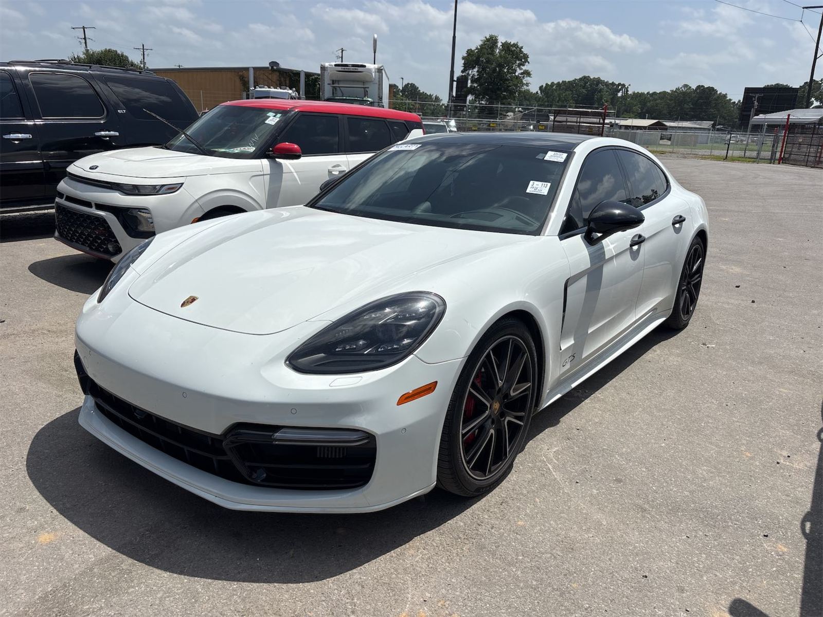 2019 Porsche panamera  GTS AWD