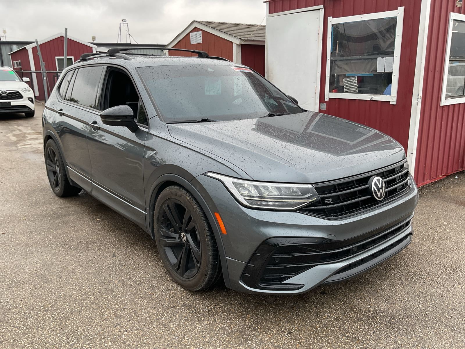 2024 Volkswagen Tiguan   FWD