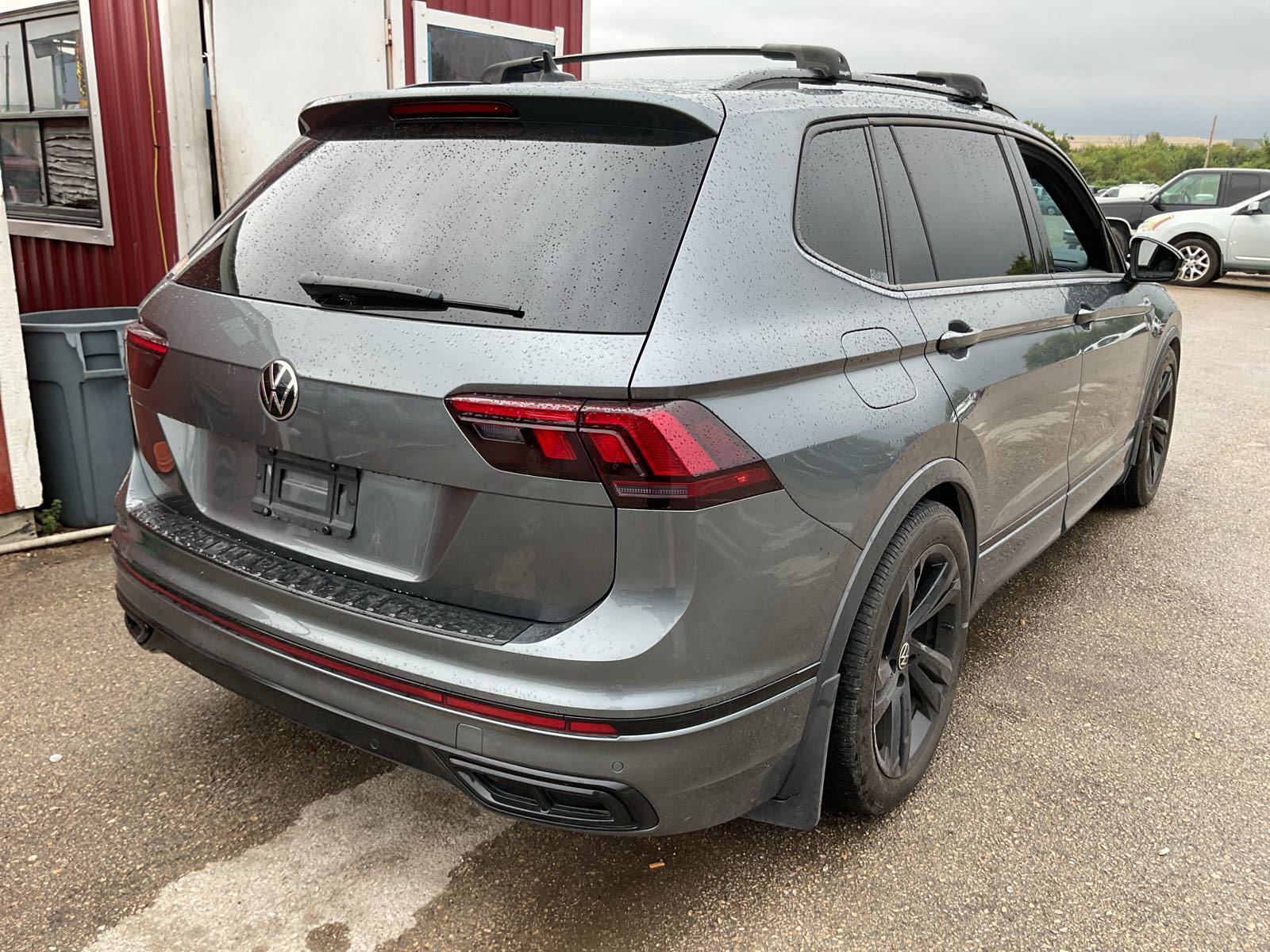 2024 Volkswagen Tiguan   FWD