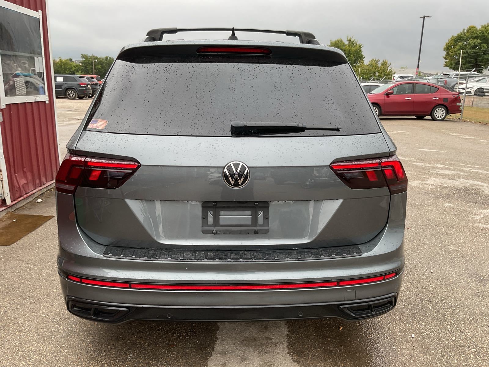 2024 Volkswagen Tiguan   FWD