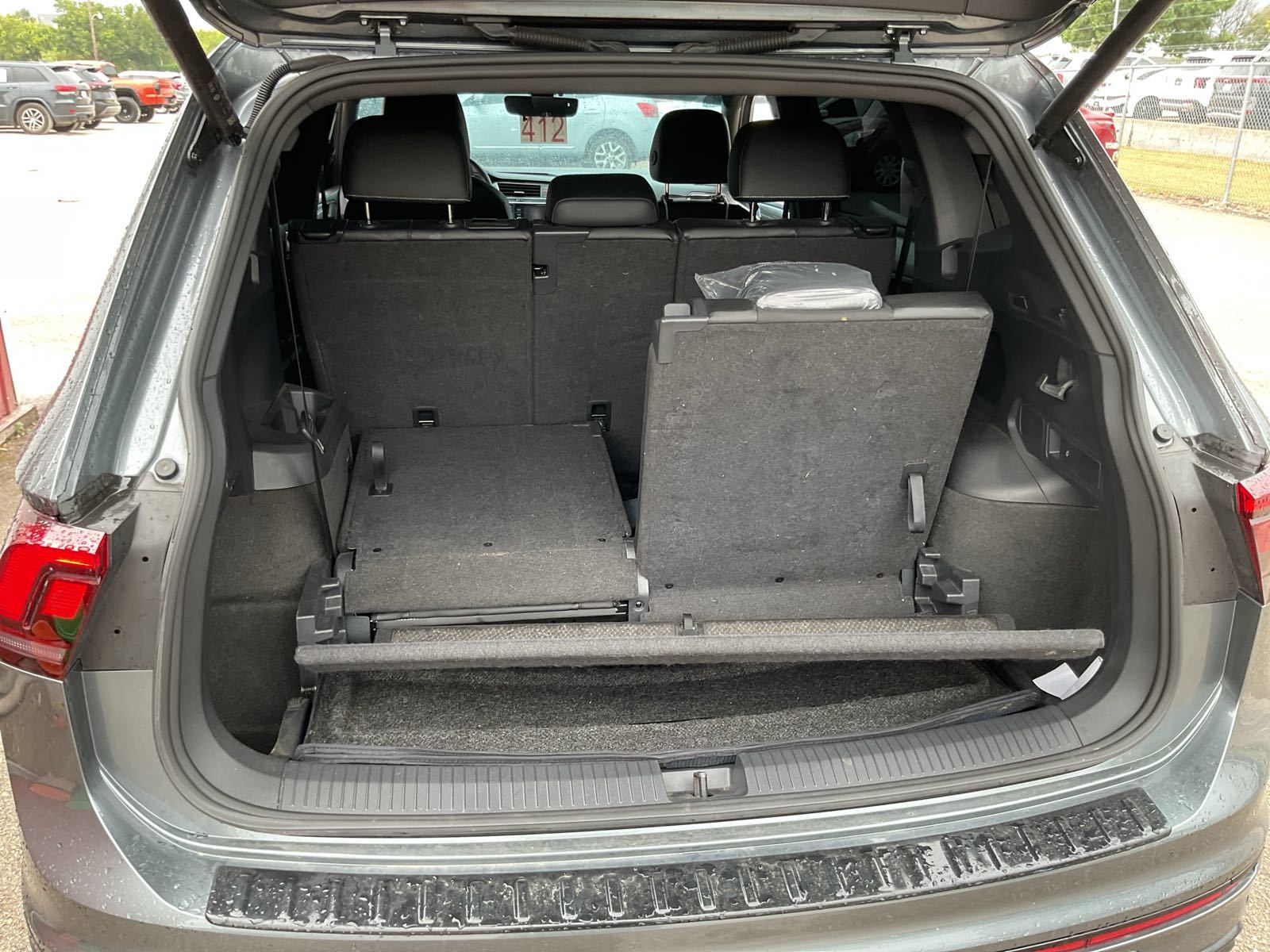 2024 Volkswagen Tiguan   FWD